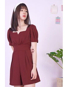 Fine Square Neck V Cut Puff Sleeve Pleated Playsuit (Maroon)